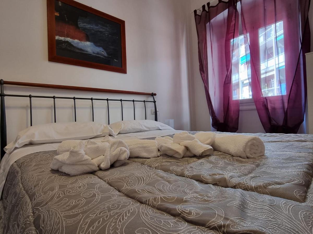 Wow Home 2 - 175 Mq - Posteggio Privato - Davanti Porto Traghetti - Fino A 10 Posti Letto - Balcone Генуя Экстерьер фото