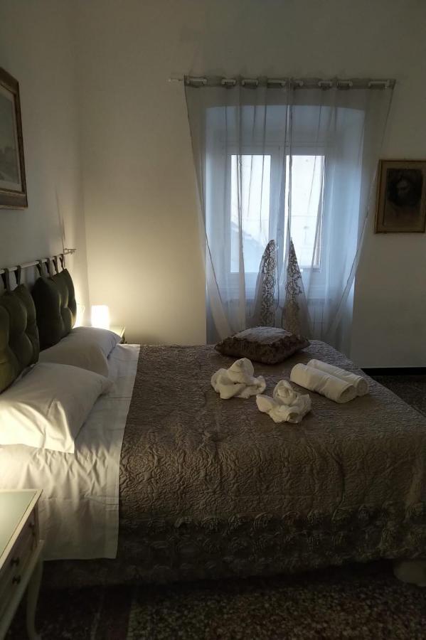 Wow Home 2 - 175 Mq - Posteggio Privato - Davanti Porto Traghetti - Fino A 10 Posti Letto - Balcone Генуя Экстерьер фото
